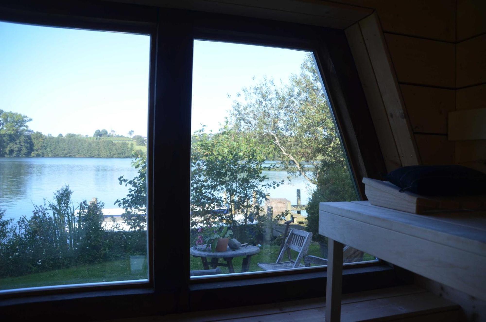 Reetdachkate Auf Gestuet Schierensee Grebin Exterior foto